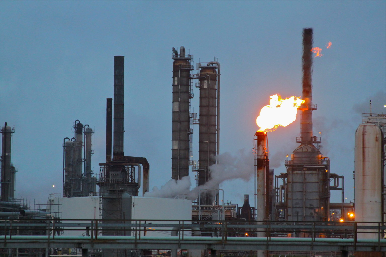 Benicia refinery flaring releases 9,000 pounds of sulfur dioxide SFBay